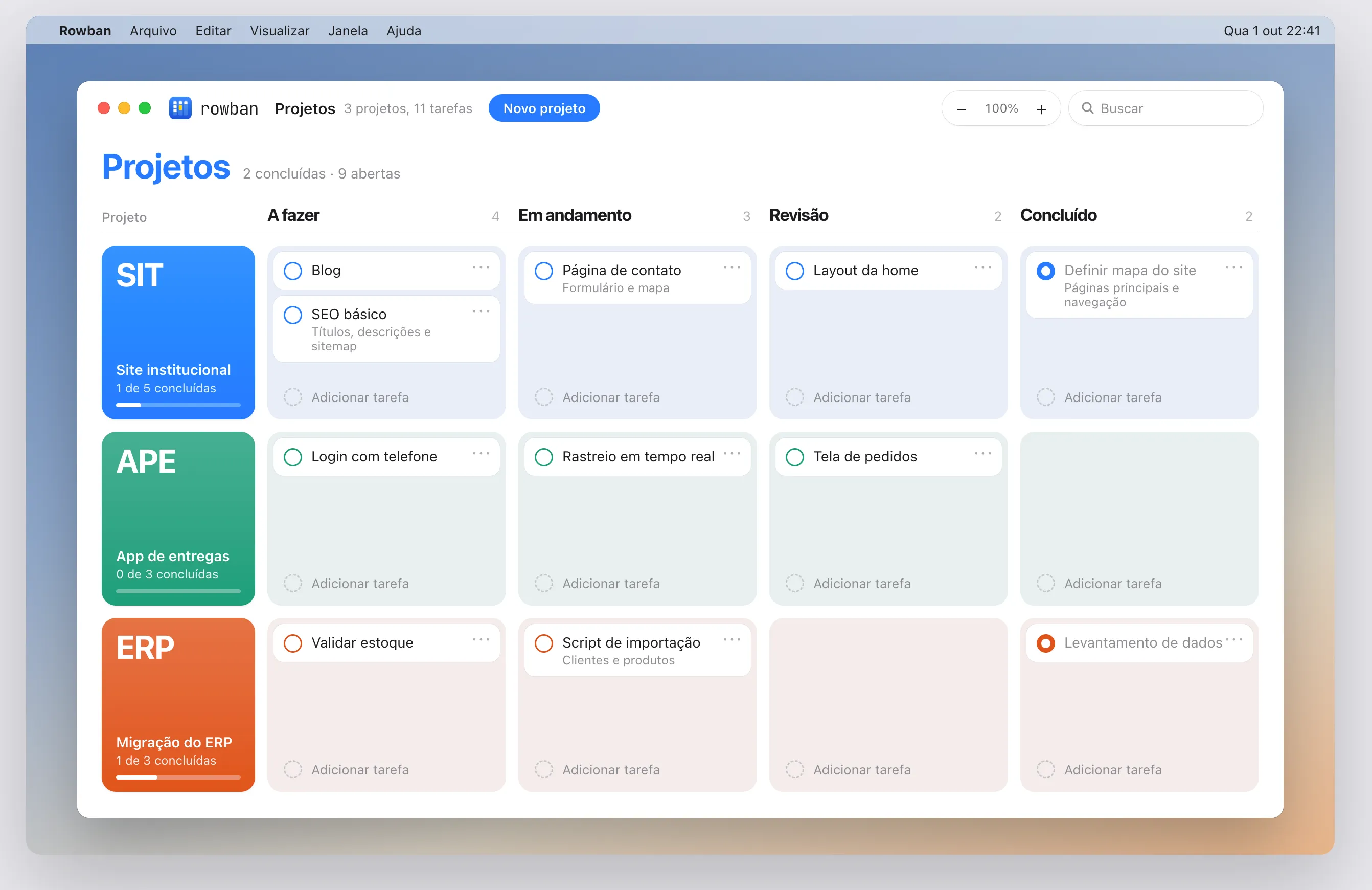 Rowban no Mac com três projetos, um por linha, nas colunas A fazer, Em andamento, Revisão e Concluído